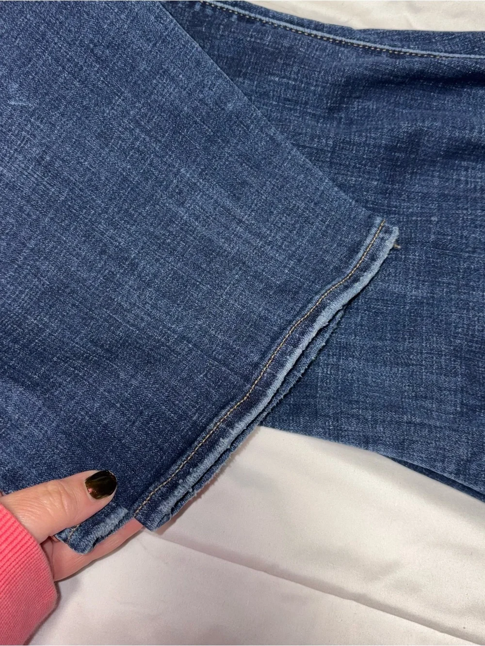 New! LEVI 311 SHAPING SKINNY JEANS denim distressed holey size 24W